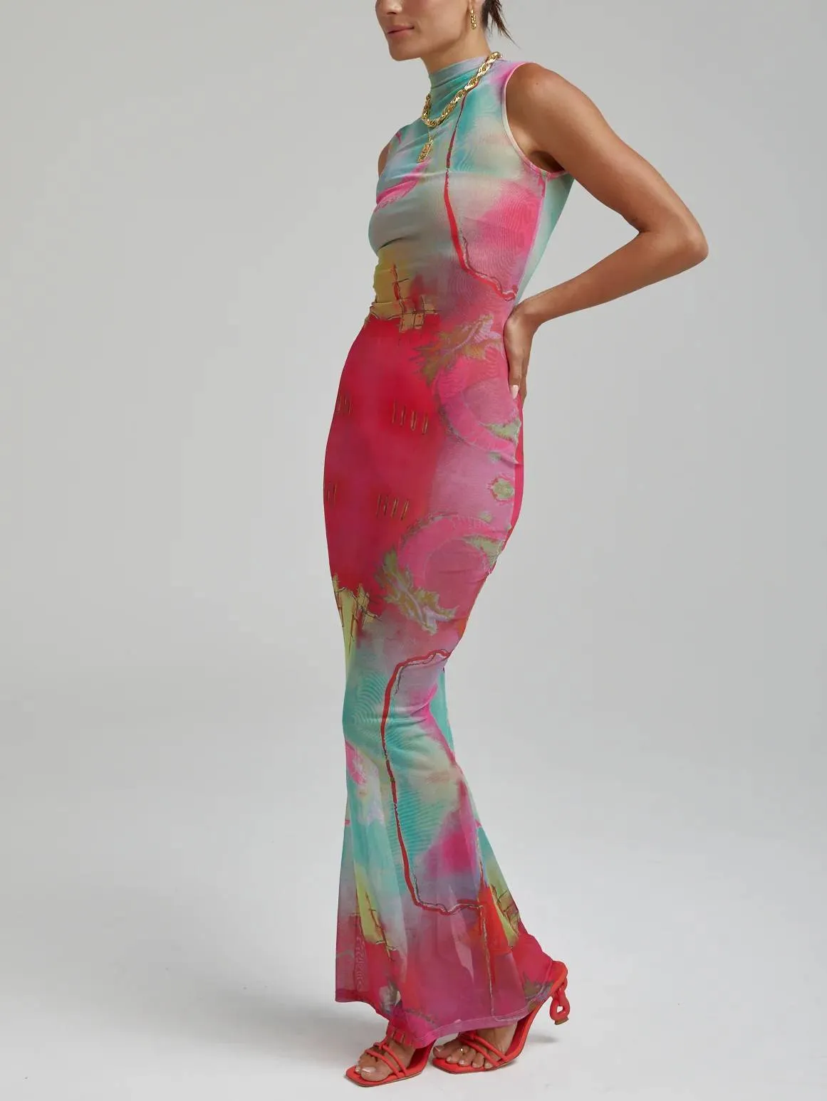 Unique Printed Sleeveless Slim-Fit Long Dress
