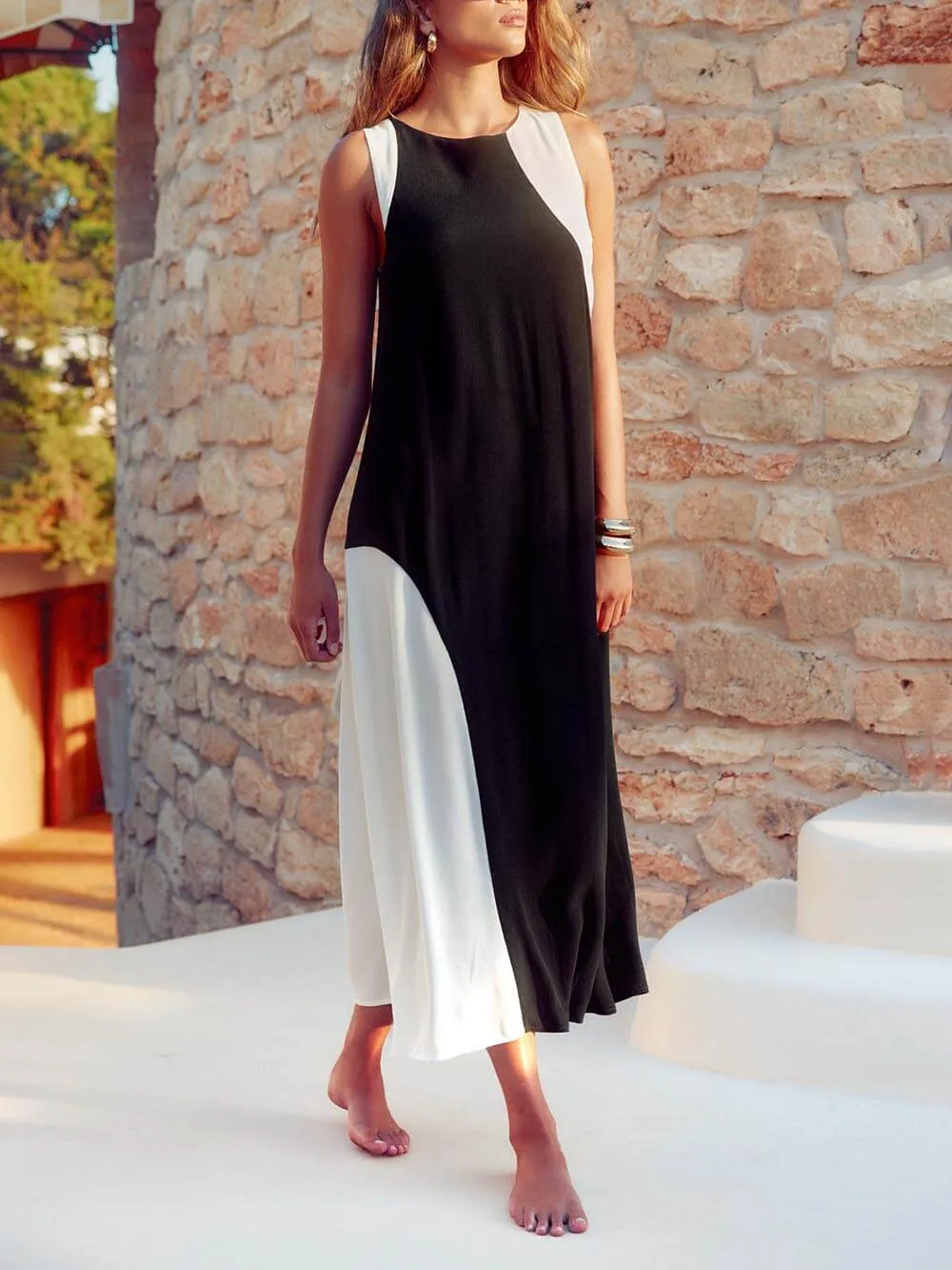 Fashionable Black And White Patchwork Loose Maxi Dress