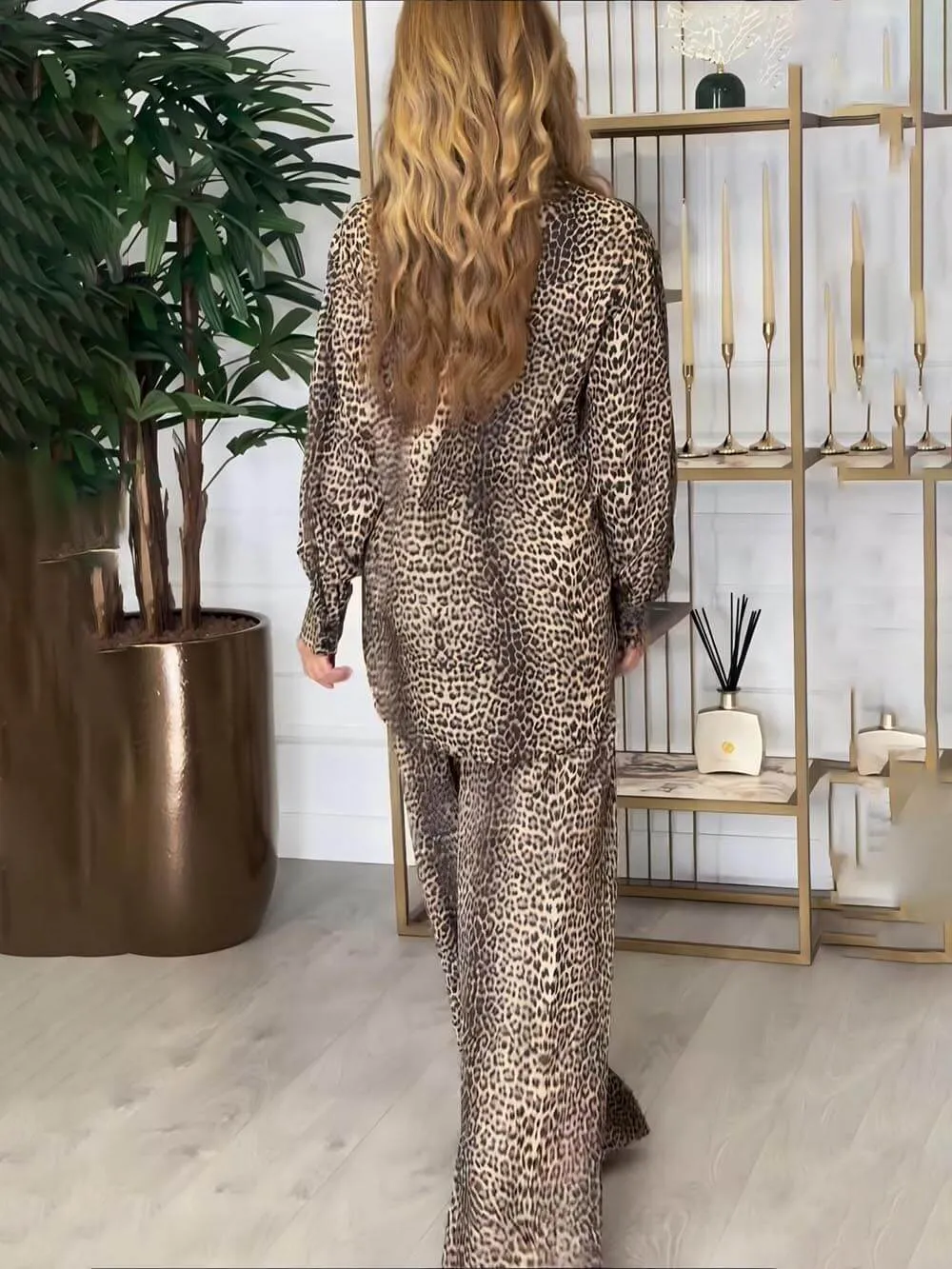 Unique Leopard Print Loose Long Sleeve Shirt