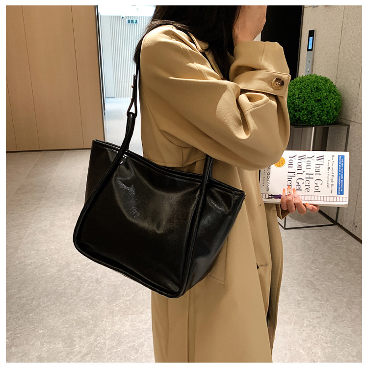 Large Shoulder Bag