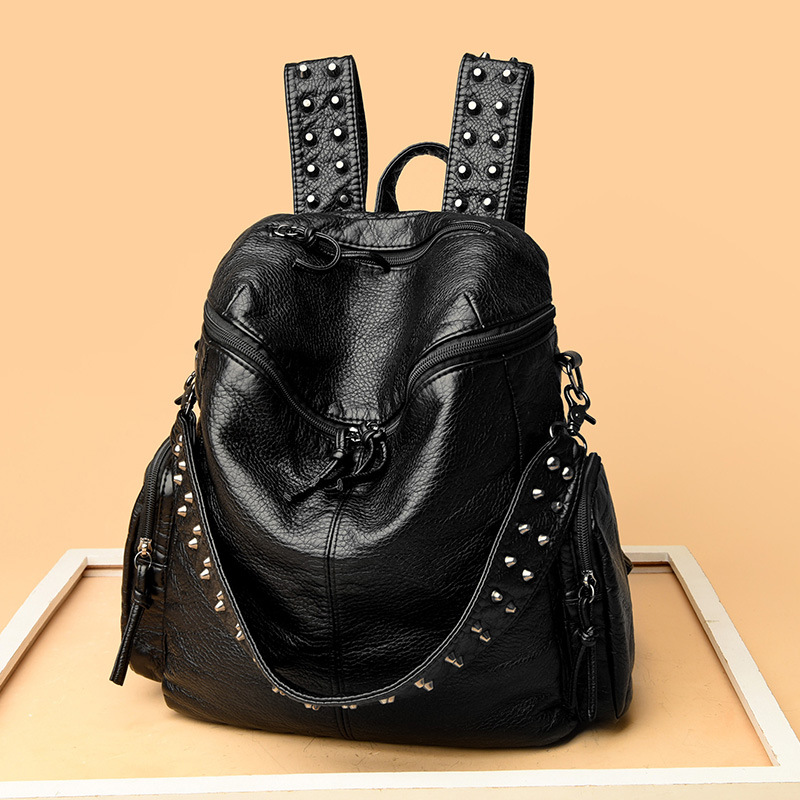 Wash Skin Rivet Backpack