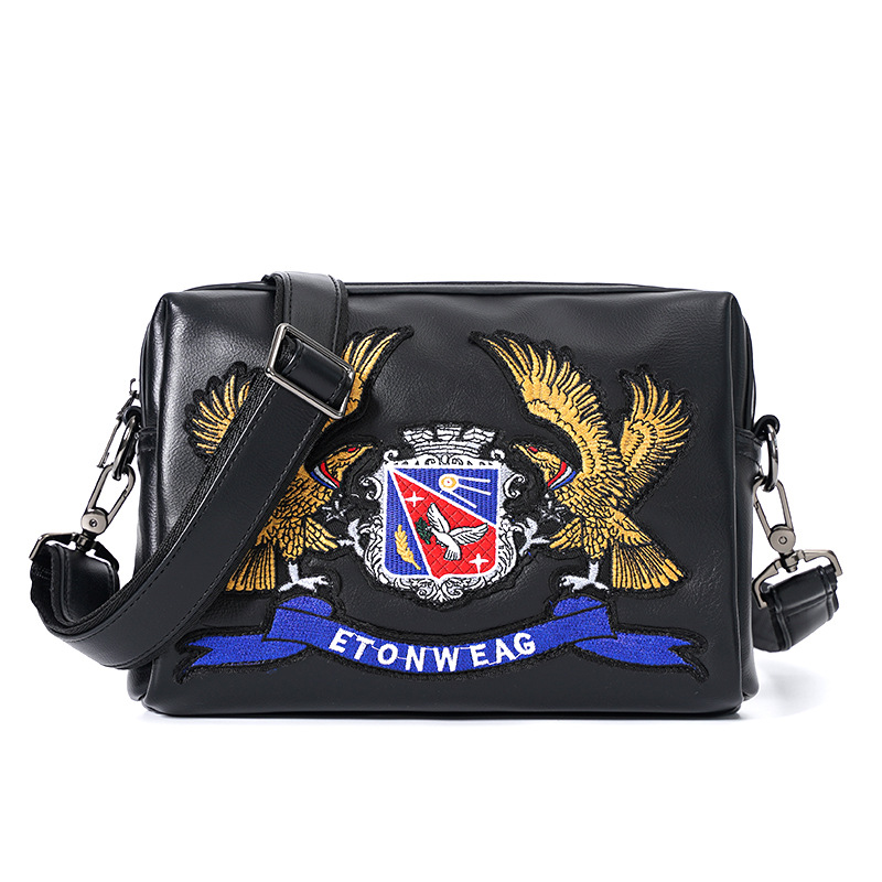 Original Design Street Couple Embroidery Pattern Single Shoulder Crossbody Small Square Bag